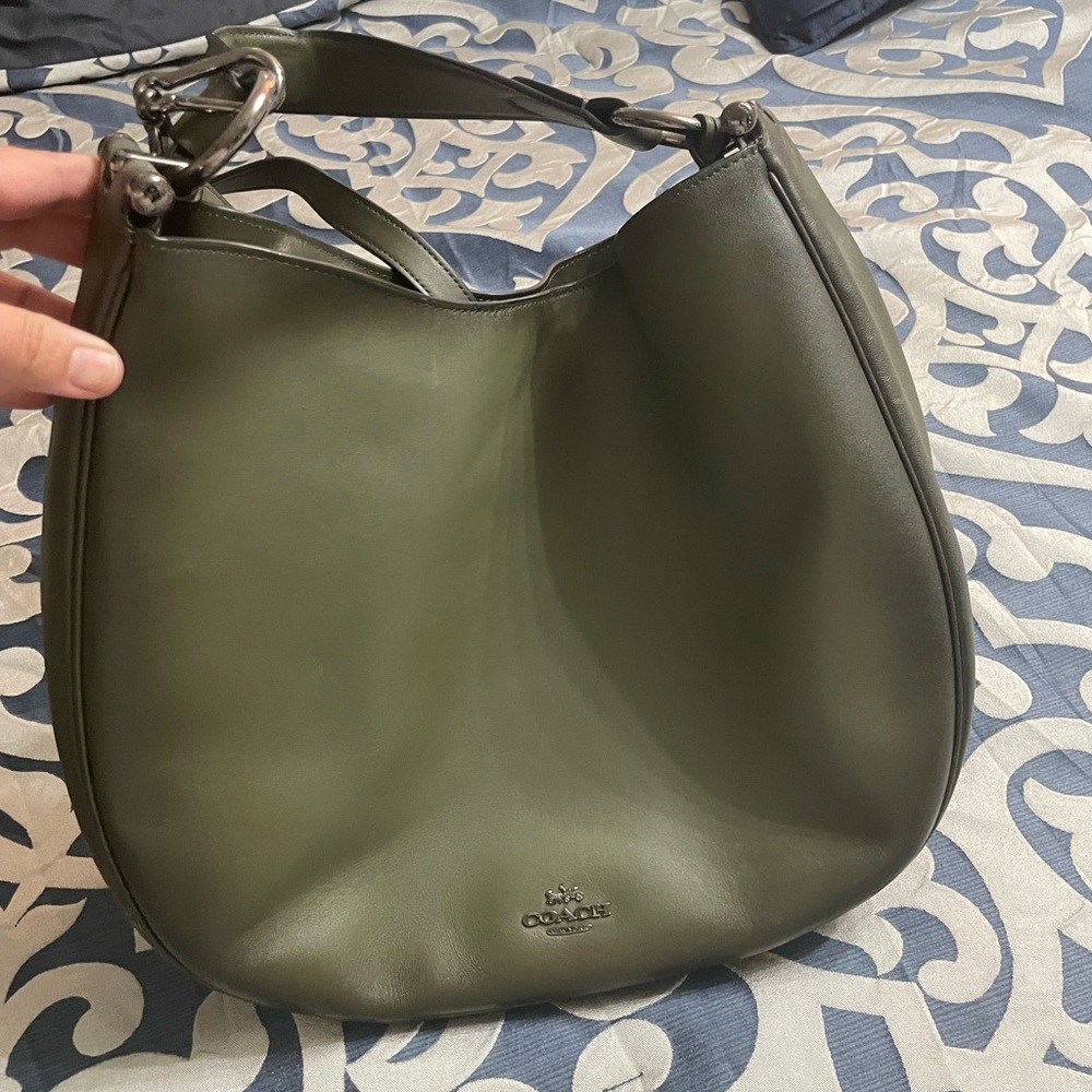 Authentic Retail Coach shoulder bag